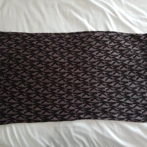 Michael Kors women's knit cowl scarf black & tan